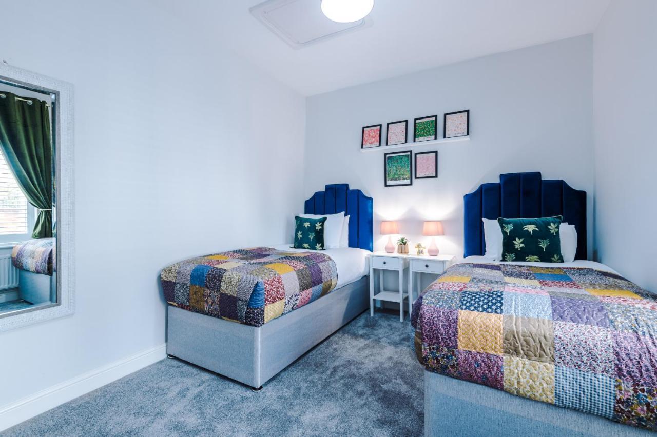 Parkview Place Serviced Apartment Coventry Bagian luar foto
