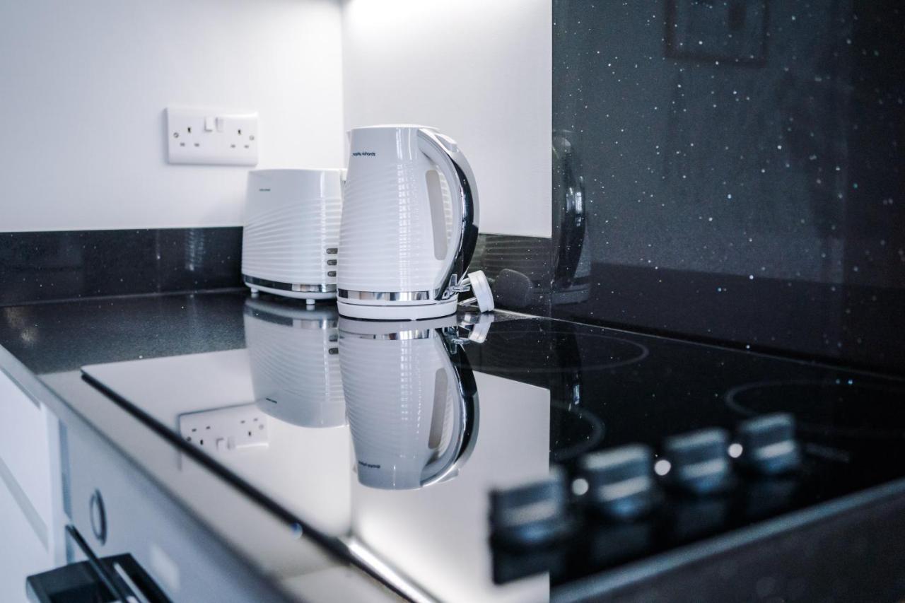 Parkview Place Serviced Apartment Coventry Bagian luar foto